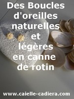 Des boucles d`oreilles en canne de rotin