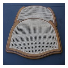Deux assises de chaises cannées