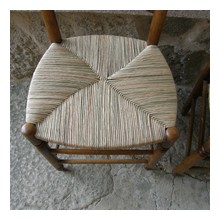 deux dernières chaises paille trois couleurs