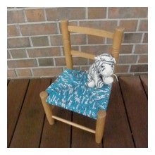 Chaise enfant en paille enrobée de tissu
