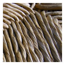 une assise paille ocre