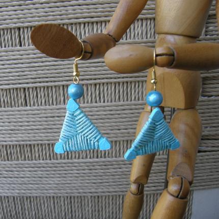 Pendants d oreilles, triangle paillé