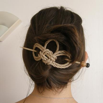 Barrette nœud fleur de paille havane